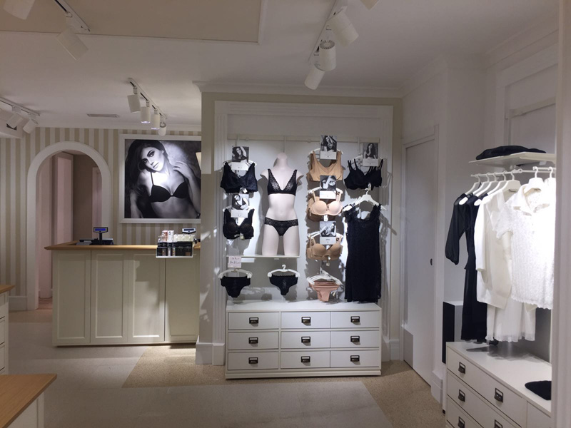 Intimissimi cheap viale europa
