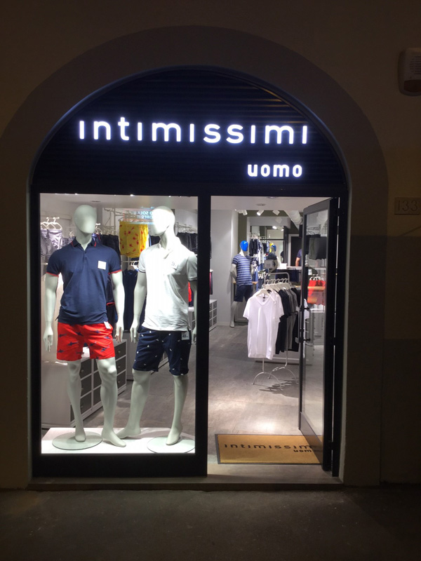 Intimissimi via gioberti on sale